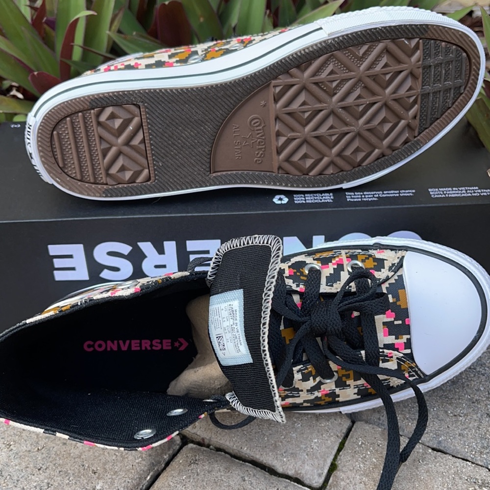 CONVERSE CTAS HI WMNS - Picture 5 of 16